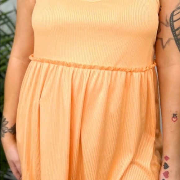 Brand new White Birch tank top in a size 2X. Beautiful pale orange color. - Picture 3 of 5